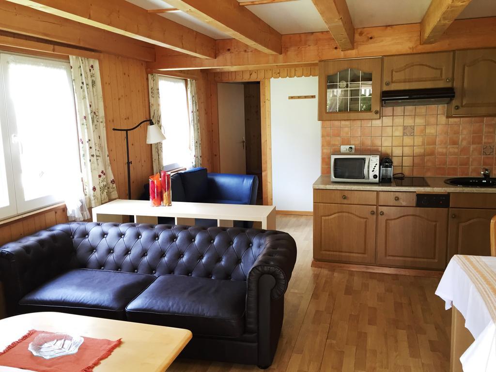 Alpen Chalet カンデルシュテッグ 部屋 写真